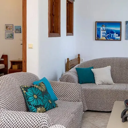Apartment Traditional Chatzirados